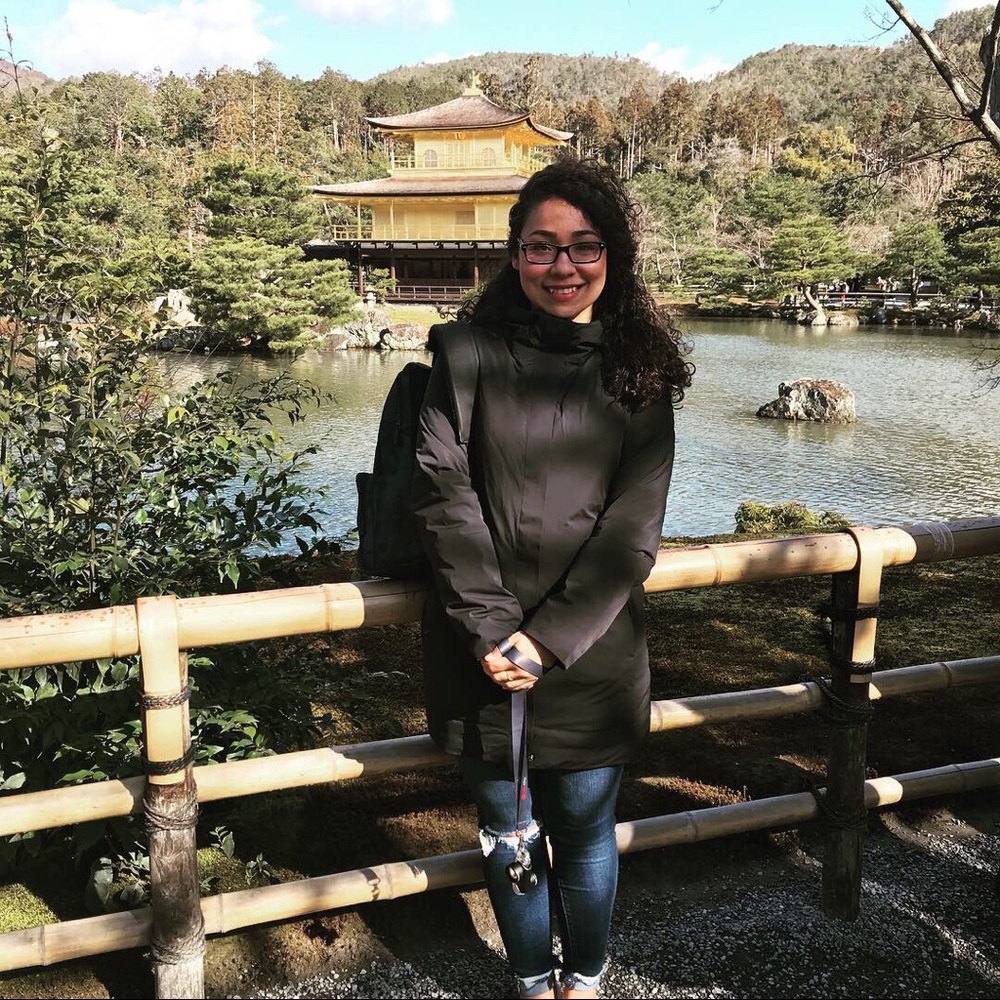 Meet your Posher, Gabriela